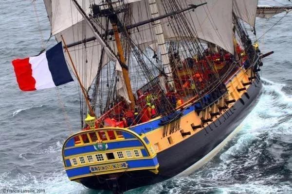 L’Hermione : silence politique, calendrier électoral et justice — les pièces d’un scénario troublant